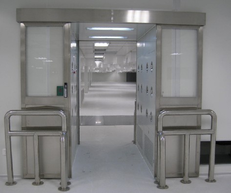 潔凈室自動(dòng)感應(yīng)風(fēng)淋室和手動(dòng)風(fēng)淋室有什么區(qū)別？